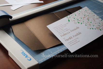 diy wedding invitations cutting