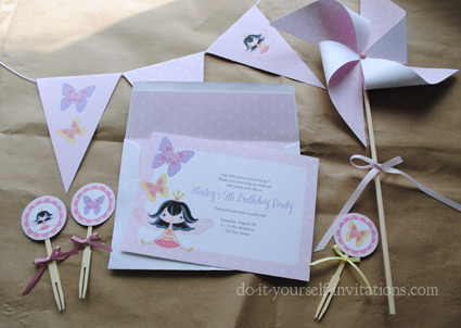 printableprincess party invitations kit