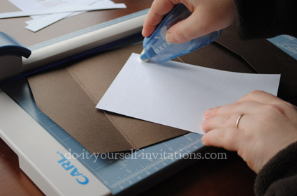 diy wedding invitations cutting